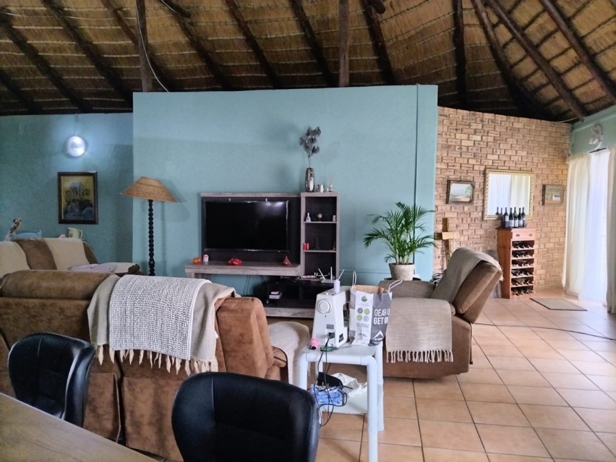 3 Bedroom Property for Sale in Olifantsnek North West